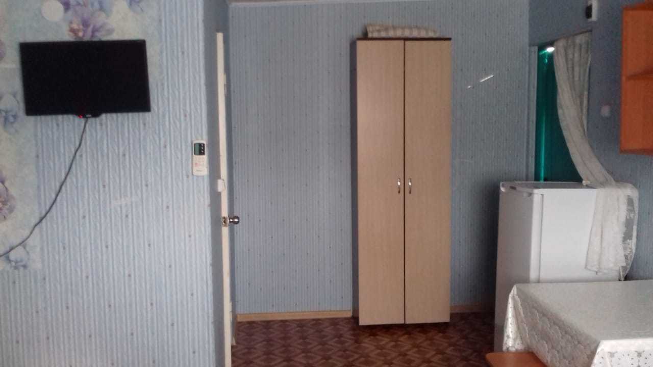 Анапа: Апартаменты Стандарт трехместные