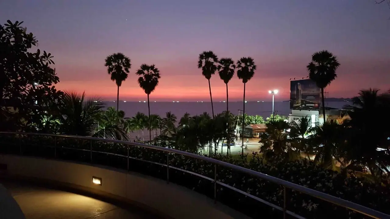 Паттайя: Jomtien Plaza Condotel