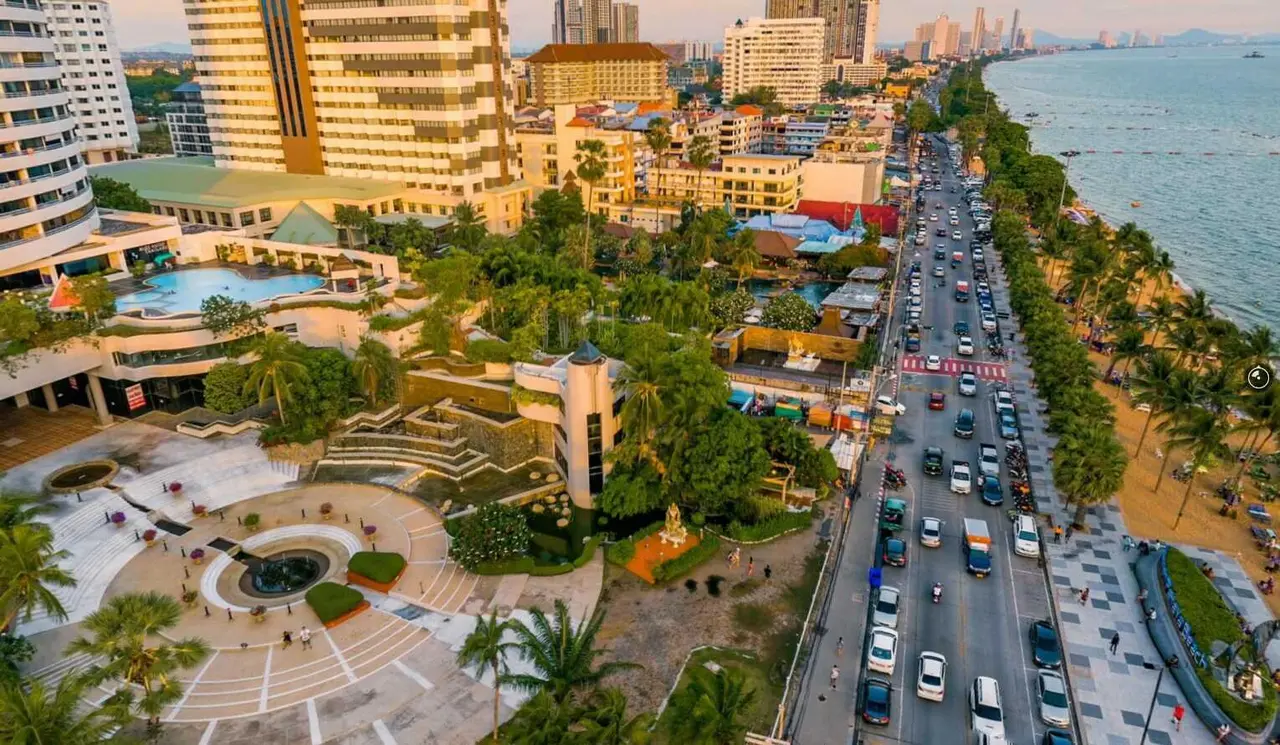 Паттайя: Jomtien Plaza Condotel