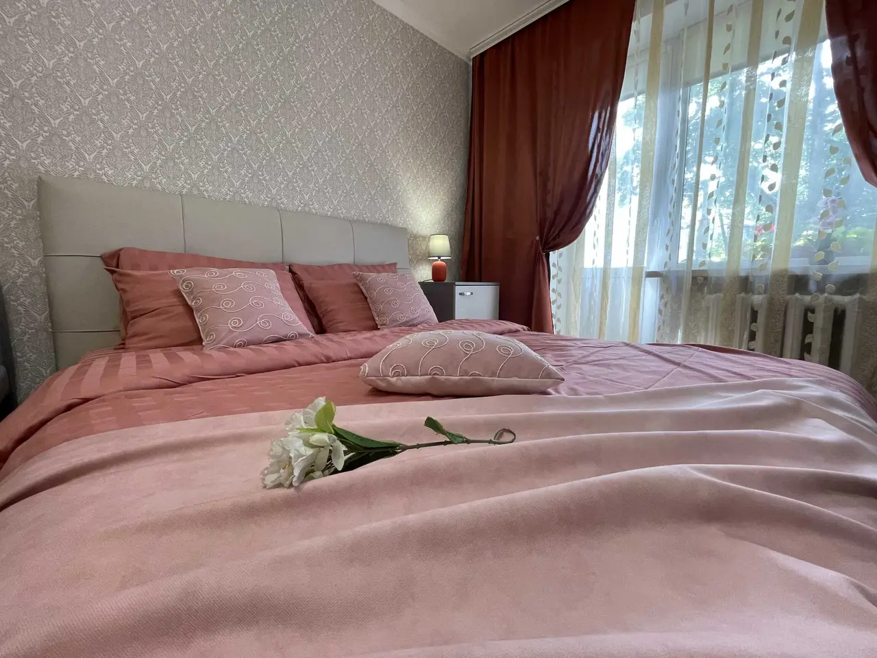 Калининград: Апартаменты на Мира 88А
