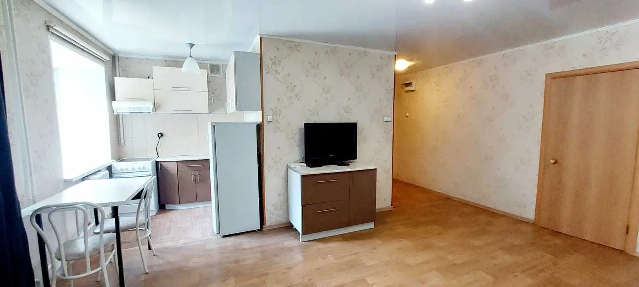 Томск: 2к квартира в Центре на переулке Сакко