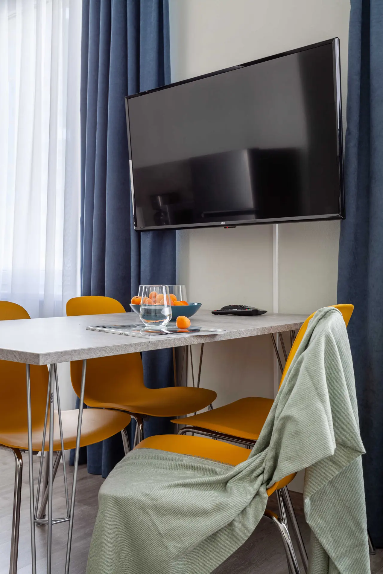 Санкт-Петербург: V Apartments апартаменты комфорт++ в скандинавском стиле