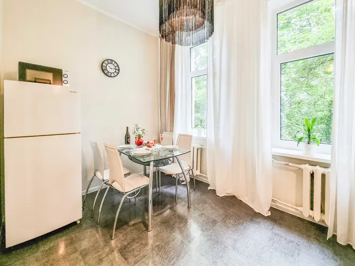 Калининград: LovelyHome39 Арт-квартира в Амалиенау