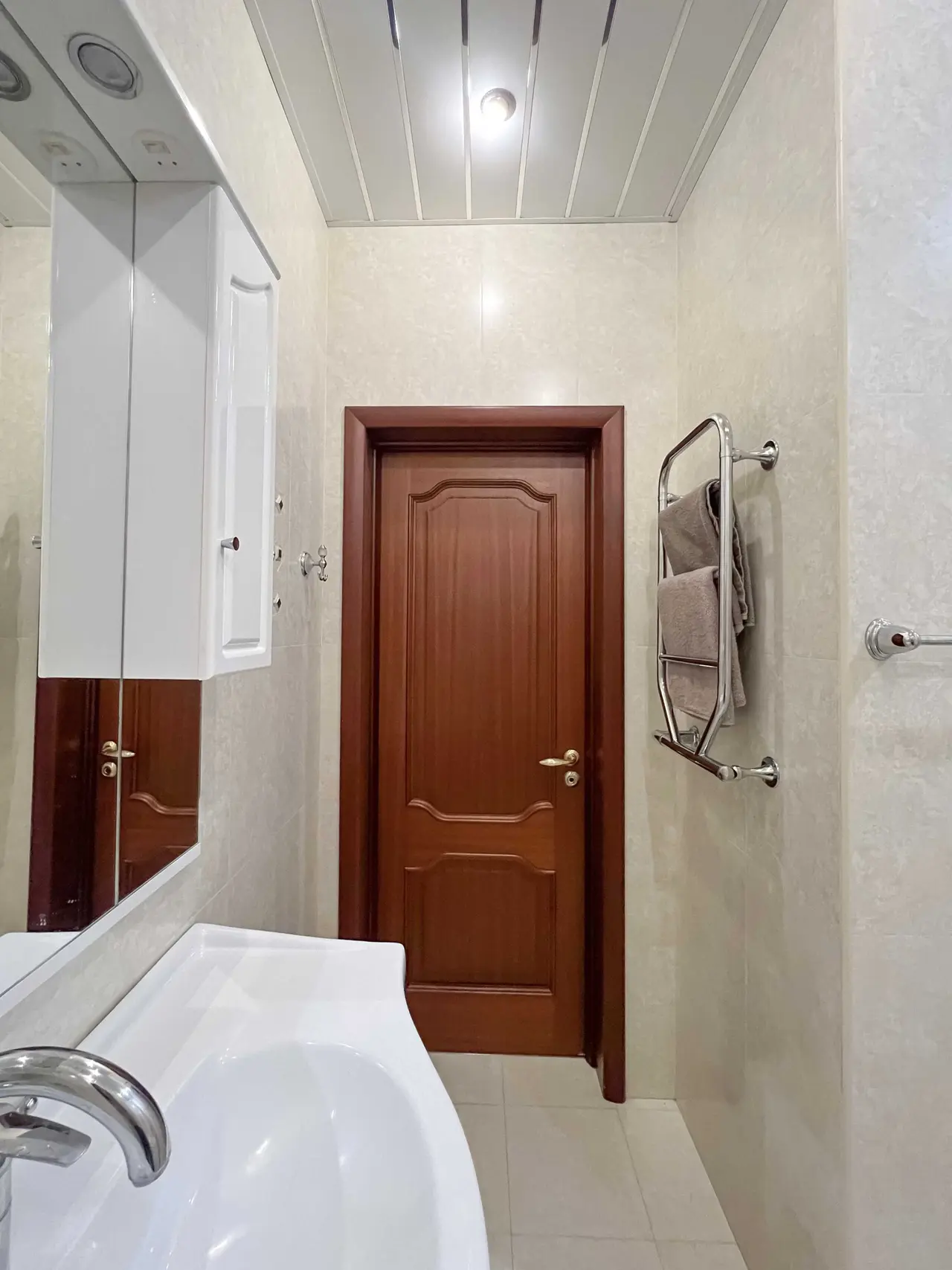 Томск: Двухкомнатная, Карташова, 3