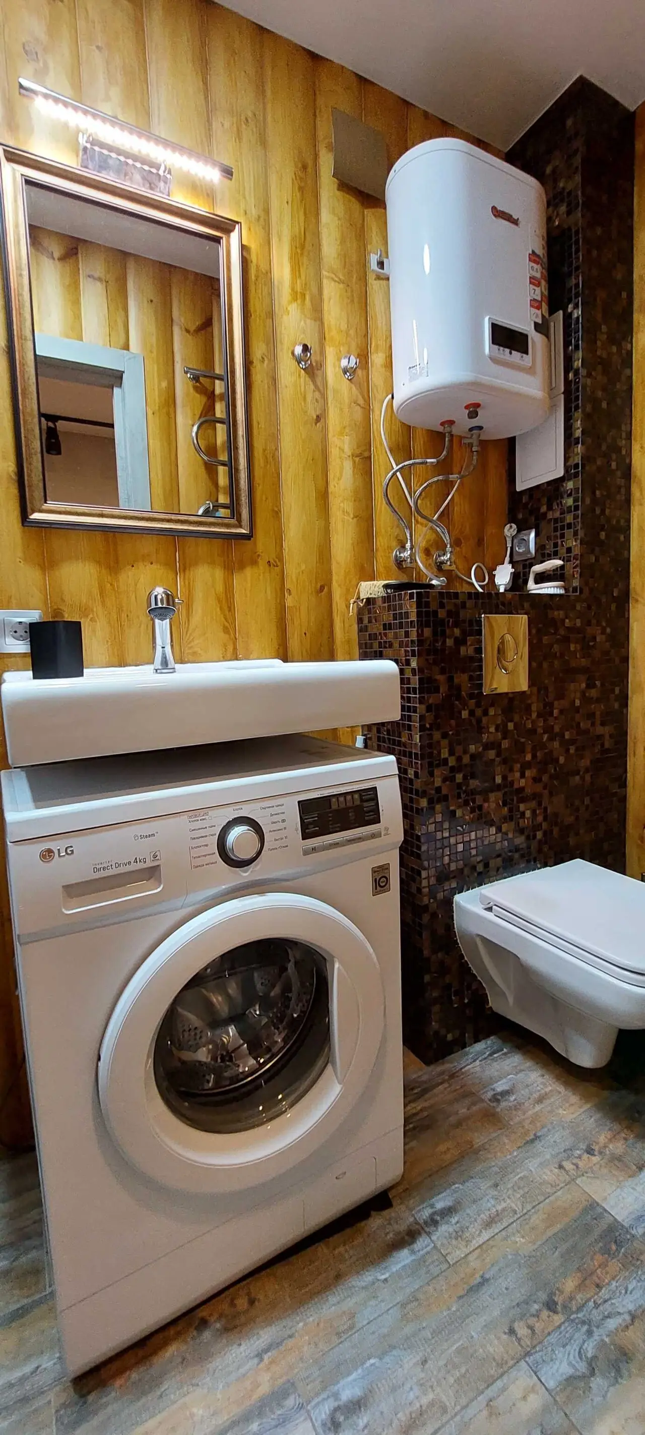 Хабаровск: Квартира-студия,25м²,1/2эт.