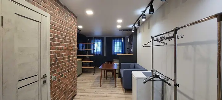 Хабаровск: Квартира-студия,25м²,1/2эт.