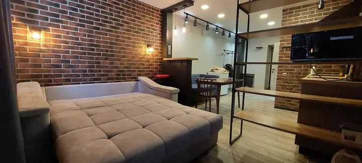 Хабаровск: Квартира-студия,25м²,1/2эт.