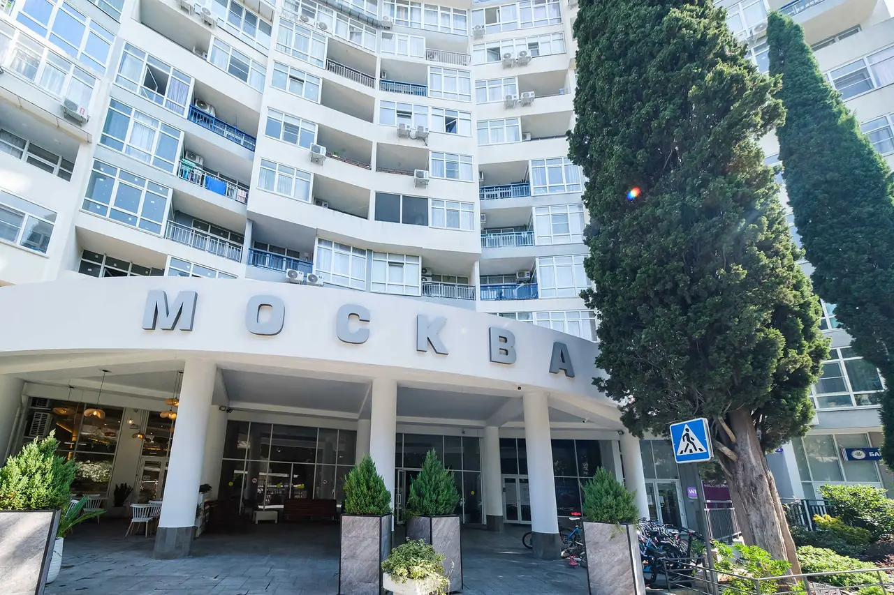 Сочи: 2ккв новая квартира, 17 этаж. 400м до моря, ЖК Москва, 023
