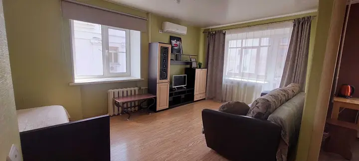 Хабаровск: 1-к. квартира, 30 м², 3/5 эт.