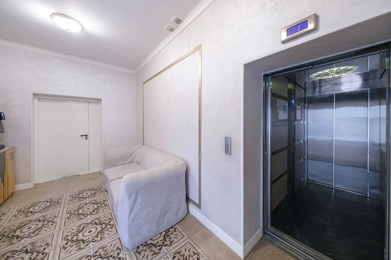 Сочи: 4ккв,первая линия, центр. 3 спальни, 130м (ЖК Марина Парк) 020