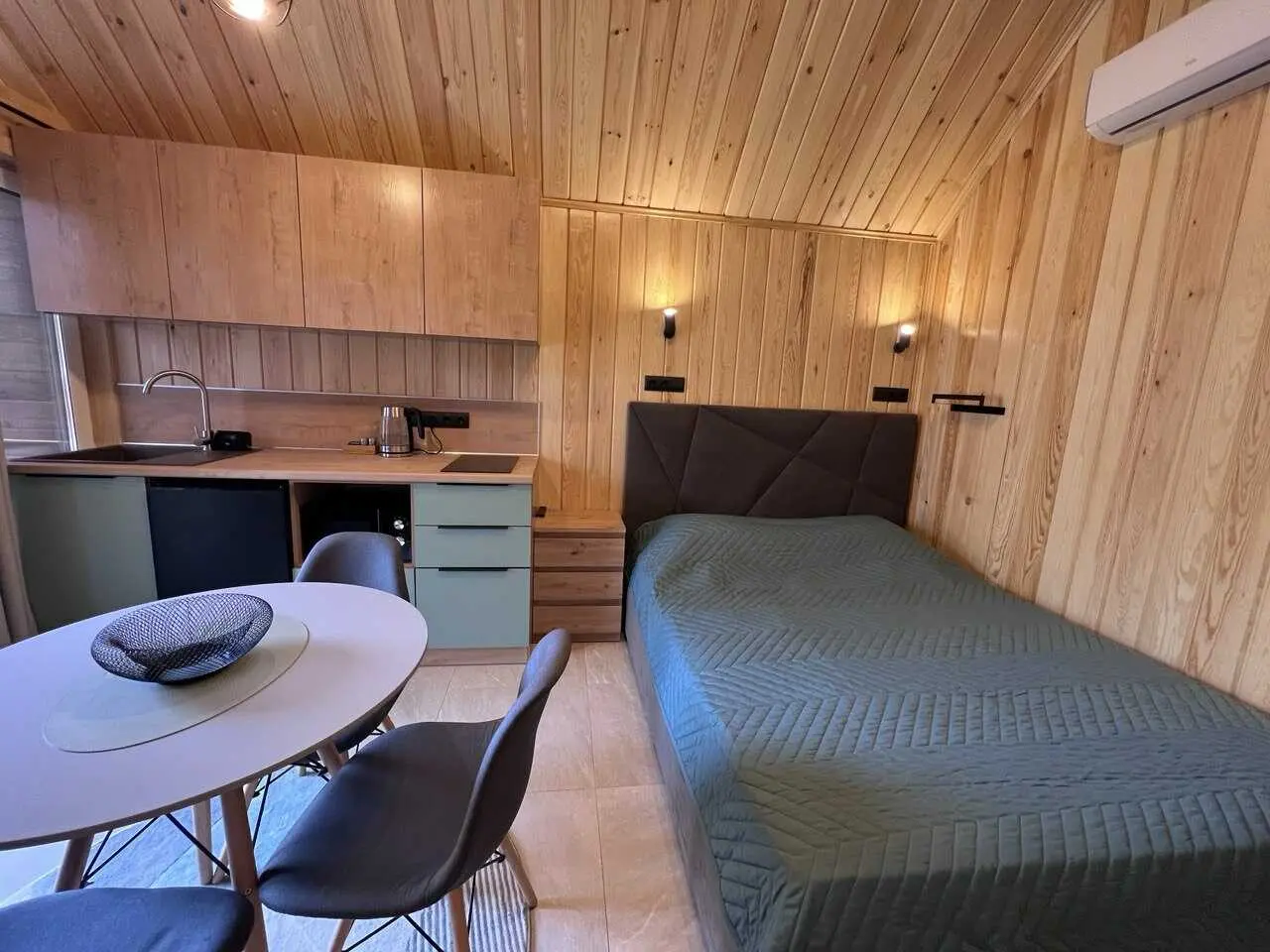 Турбаза Юность: “GEDEON HOUSE” 20"