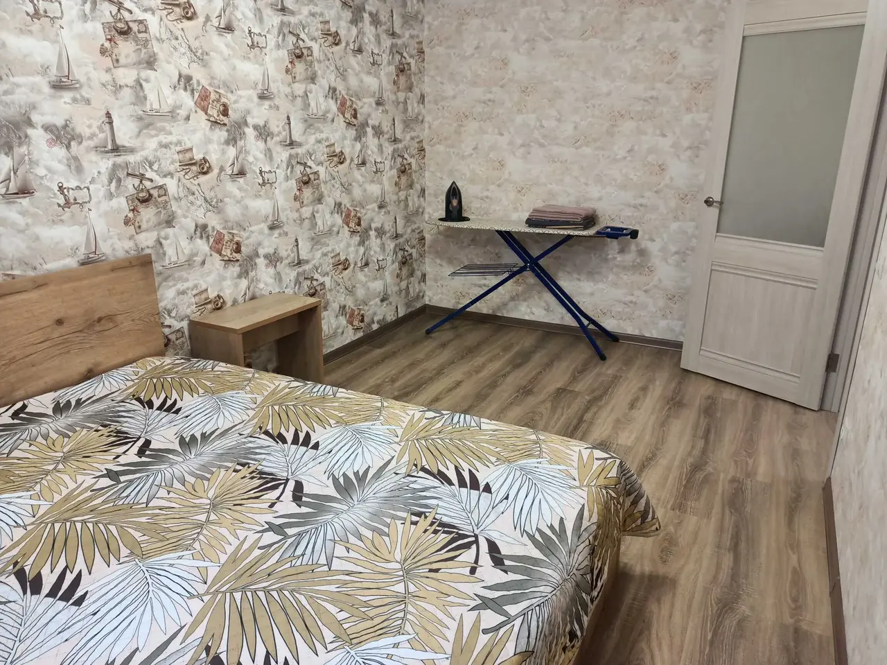 Тюмень: "Абсолют-нв" 2х-комнатные Апартаменты на Федюнинского 11а
