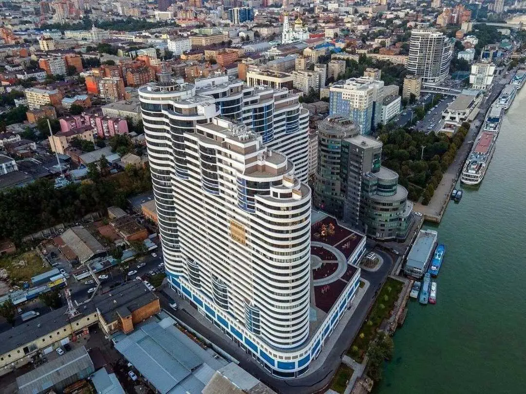Ростов-на-Дону: Уютная АтмосферА на Береговой