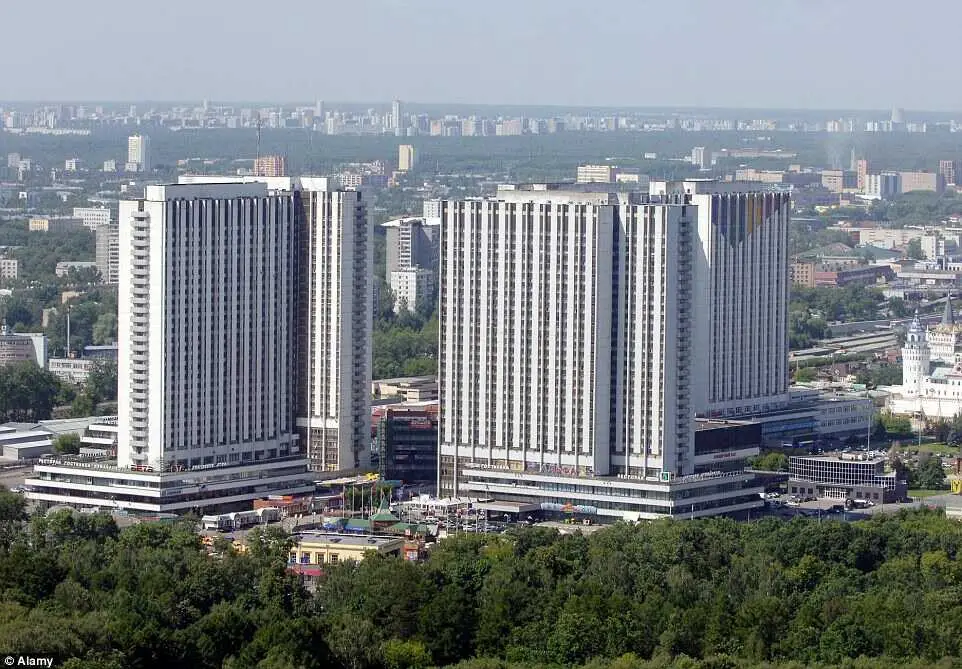 Москва: Измайлово Бета Столица 3 *