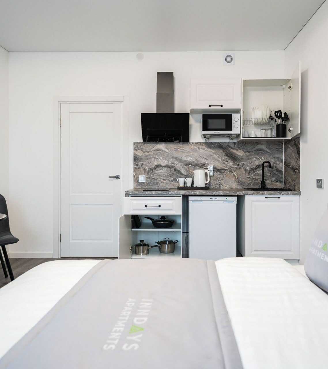 Санкт-Петербург: Inndays Apartments на Струве 10