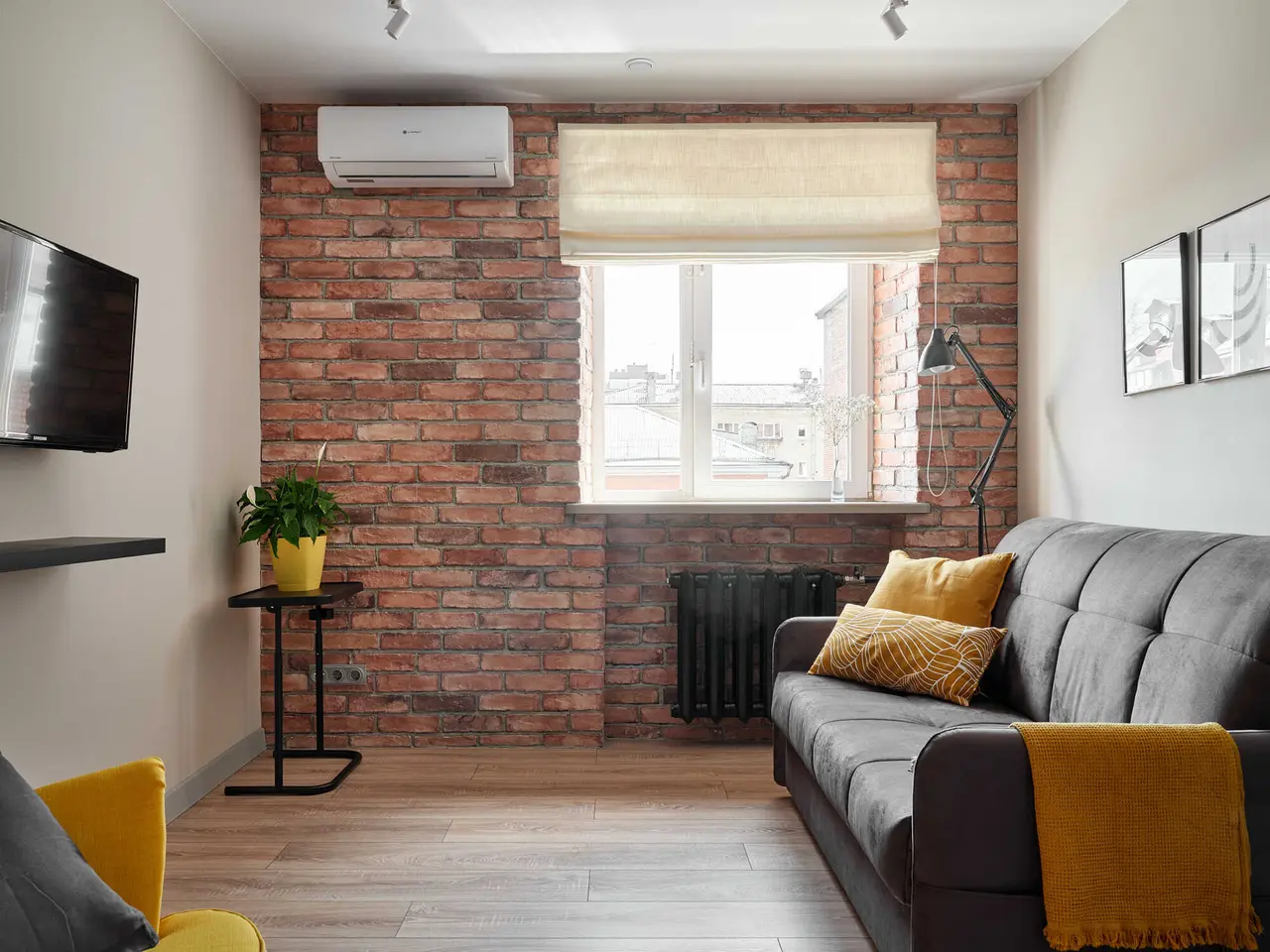 Иркутск: Апартаменты Yellow&Bricks