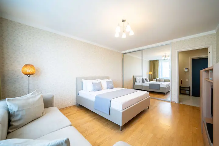 Санкт-Петербург: Inndays Apartments Кораблестроителей 30-70