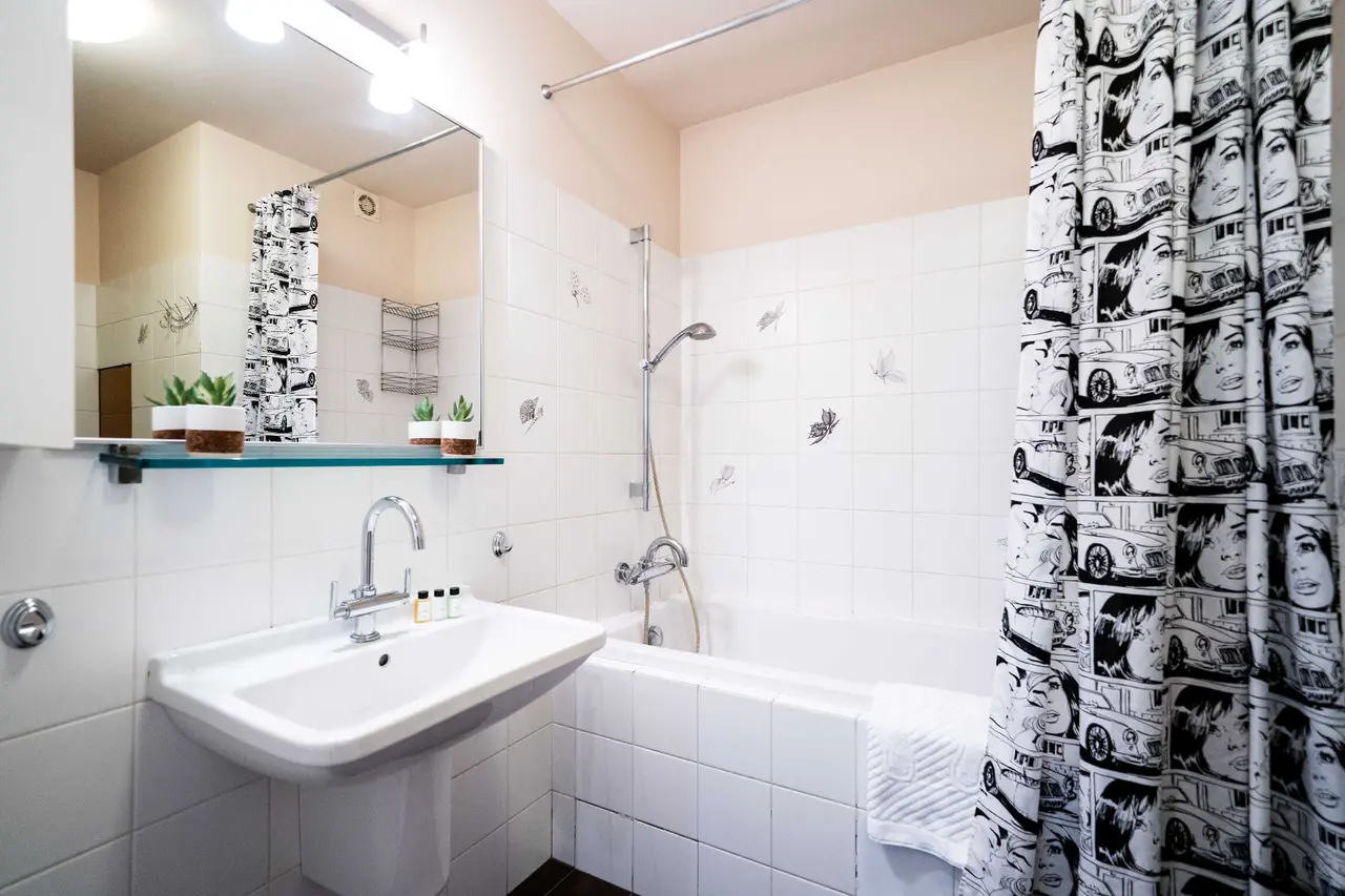 Санкт-Петербург: Inndays Apartments Кораблестроителей 30-70