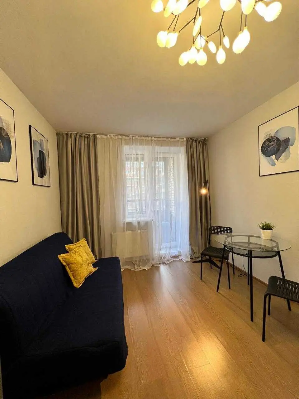 Санкт-Петербург: Inndays Apartments на Невзоровой