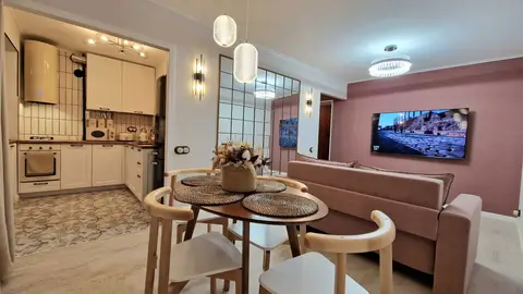 Квартира с дизайнерским ремонтом у набережной озера Кабан - от Urban Apartments — фото 1