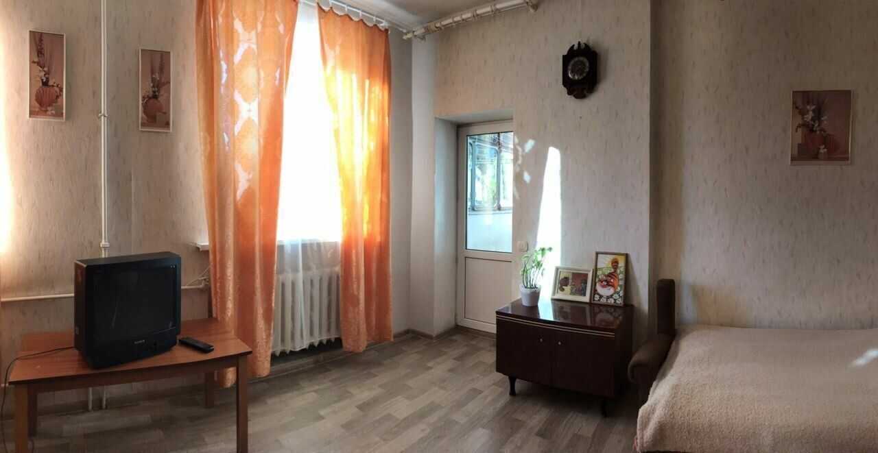 Брянск: Квapтира в историчeскoм центpе гоpодa