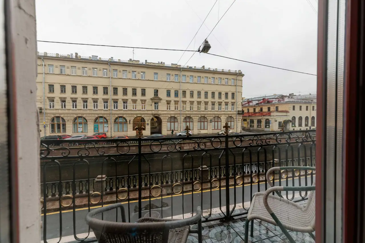 Санкт-Петербург: Апартаменты 2 спальни с камином около Банковского мостика