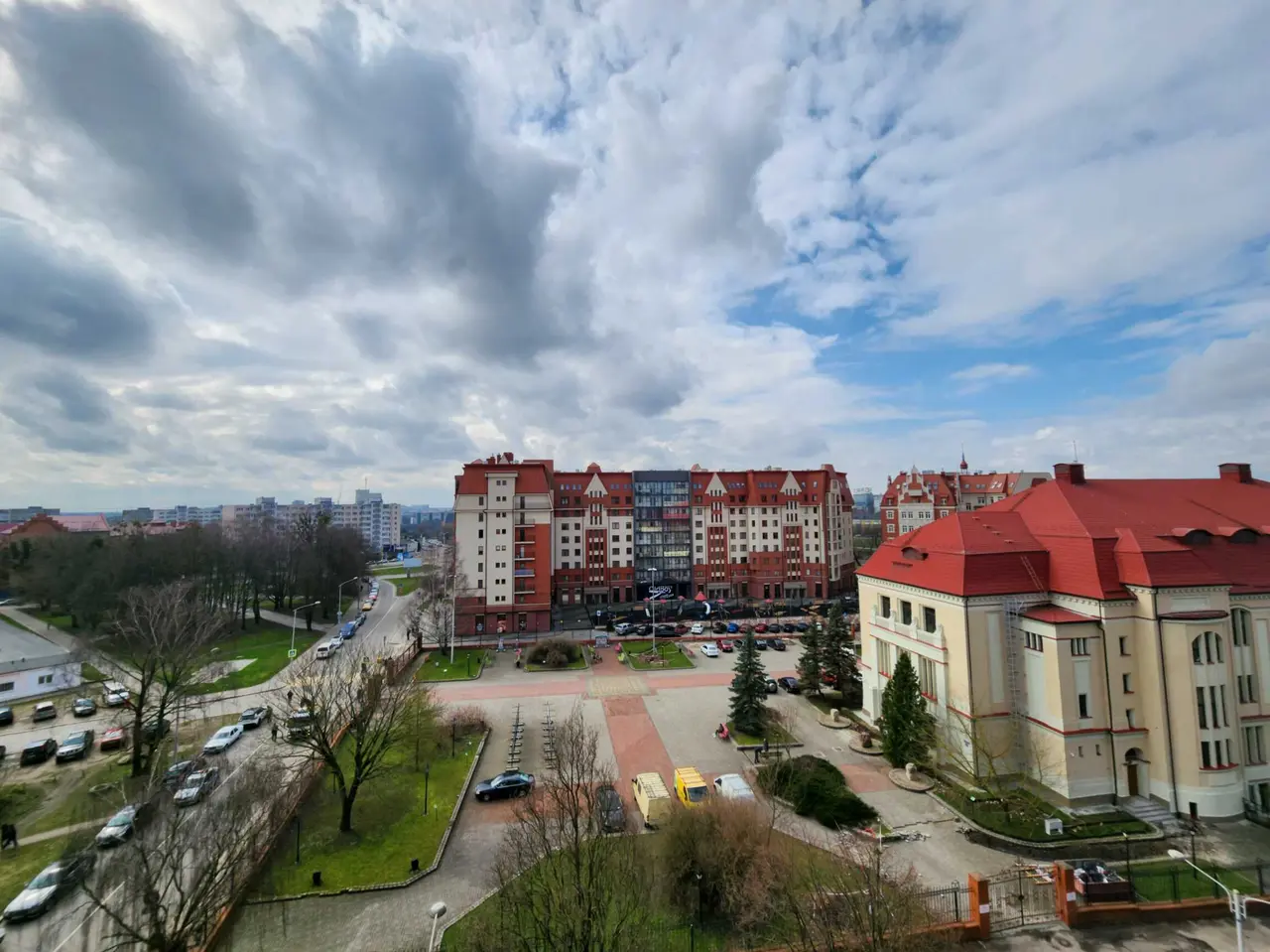 Калининград: "Квартира в центре" Клиническая улица 10