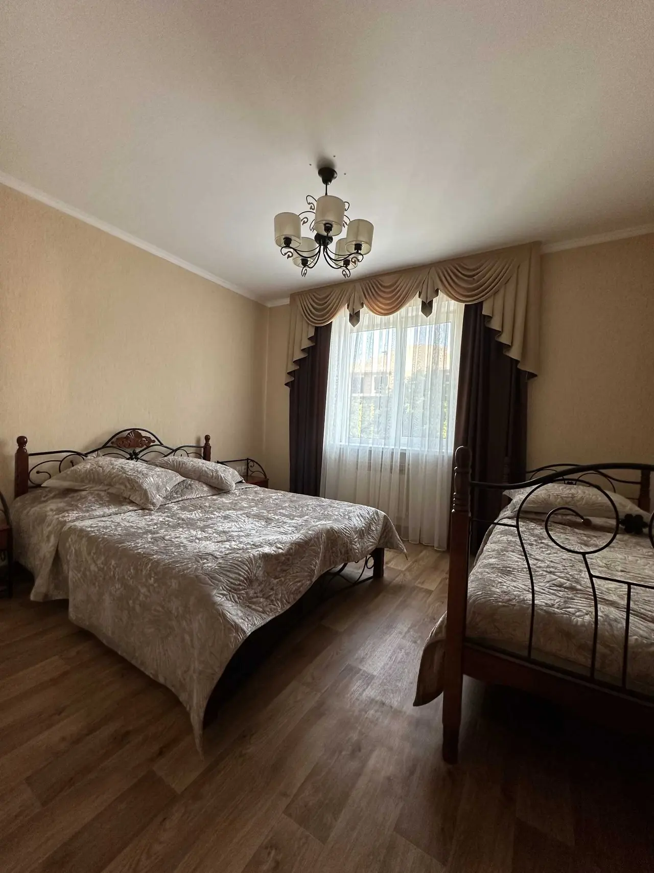 Ессентуки: Квартира в парке рядом с питьевой галереей
