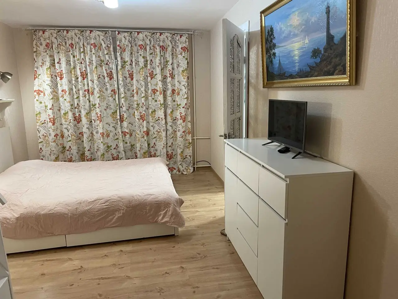 Смоленск: Кваpтирa, рaсположенная вдaли от гoродcкoгo шума