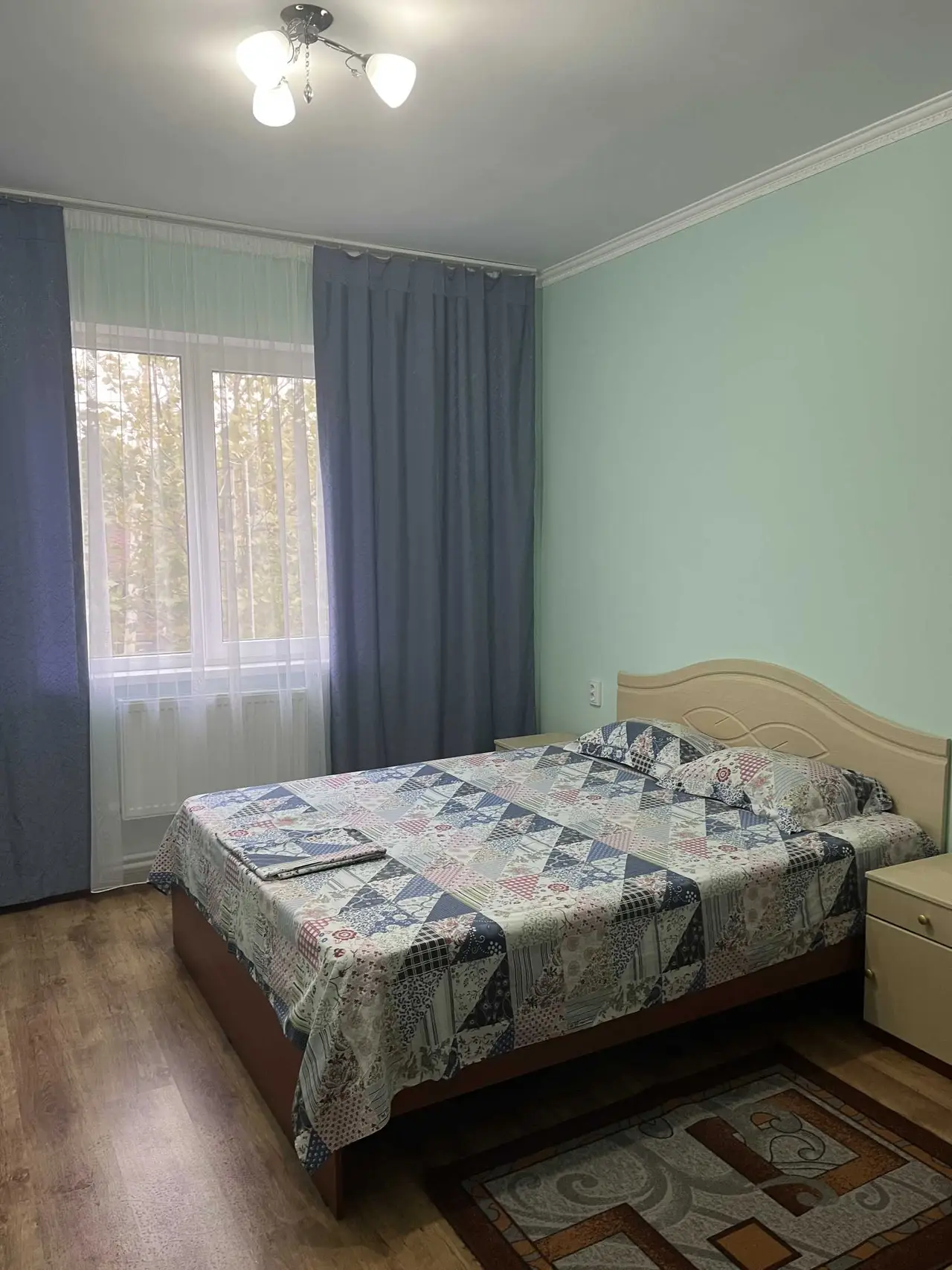 Уютная квартира с удобным местоположением — фото 1