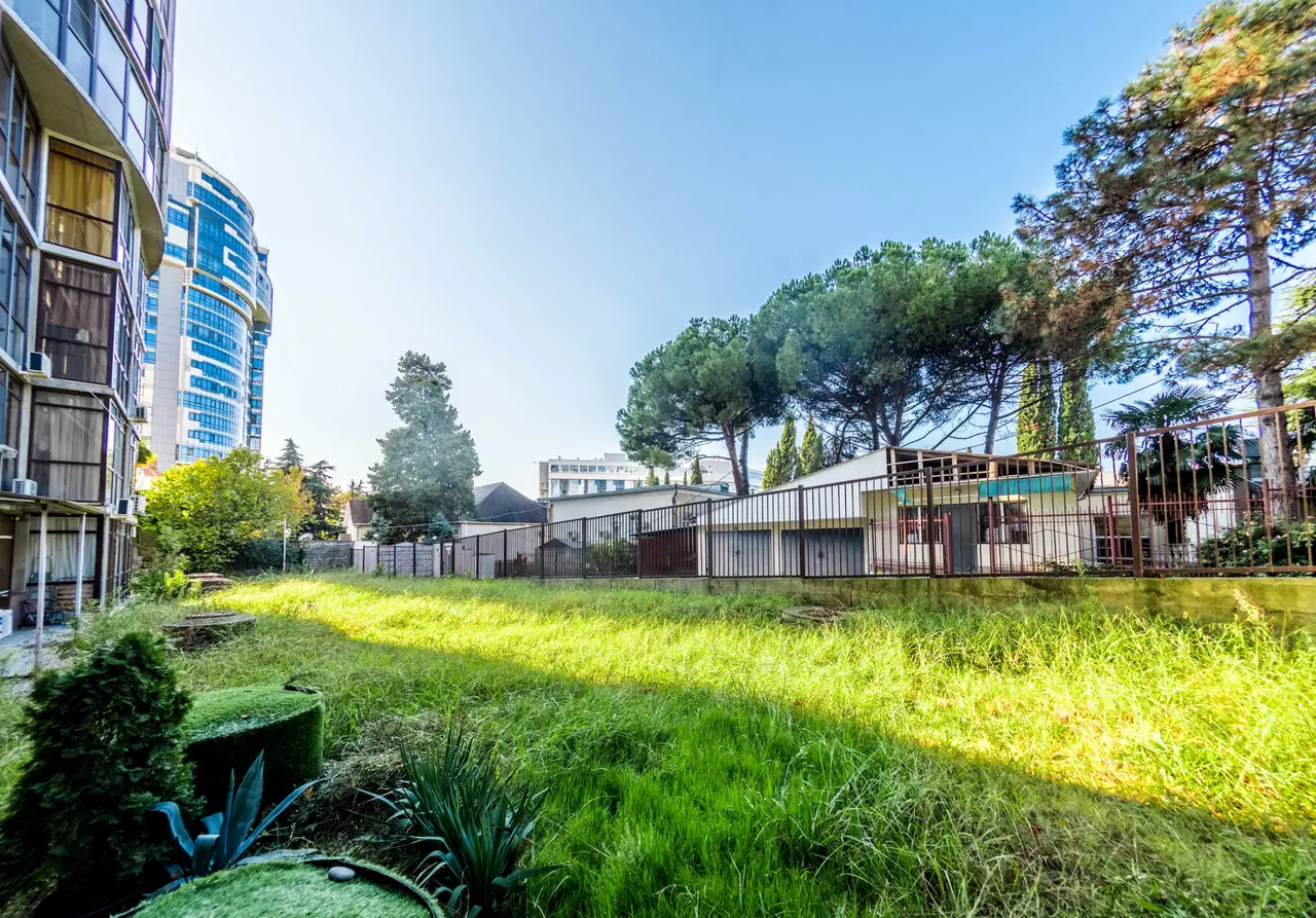 Сочи: Sun City Apartment со своим двориком