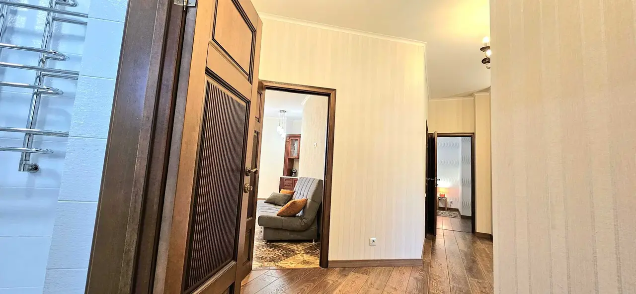 Казань: Простор&Уют в центре, рядом с Кремлёвской Набережной - от Urban Apartments