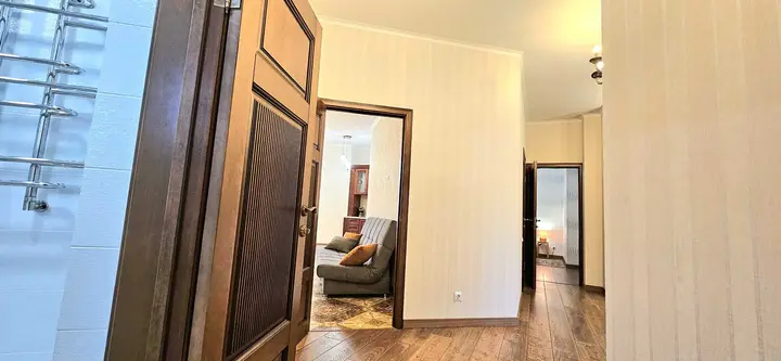 Казань: Простор&Уют в центре, рядом с Кремлёвской Набережной - от Urban Apartments