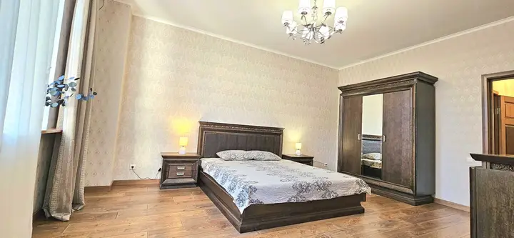 Казань: Простор&Уют в центре, рядом с Кремлёвской Набережной - от Urban Apartments