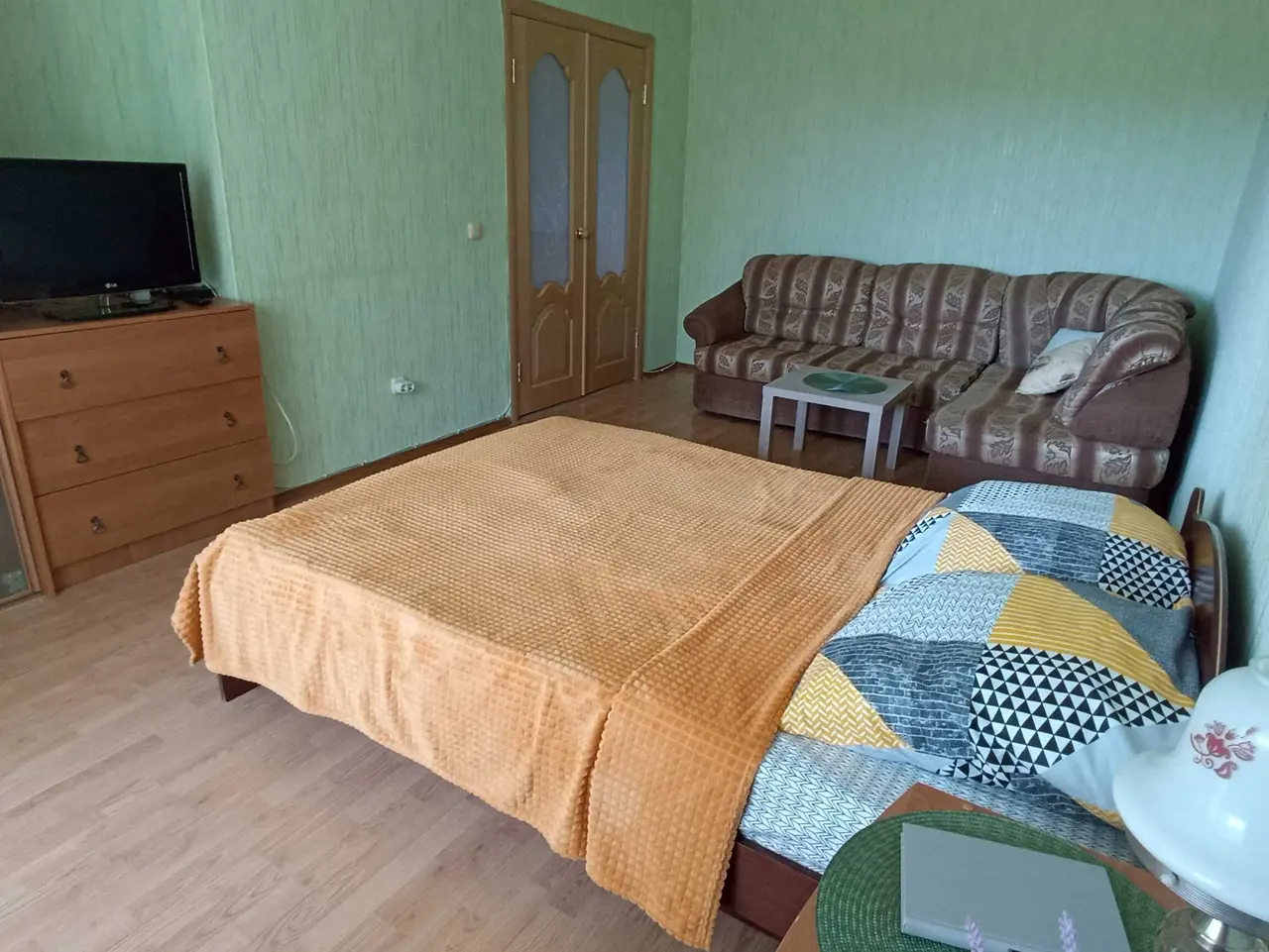 Великий Новгород: Квартира на Нехинской