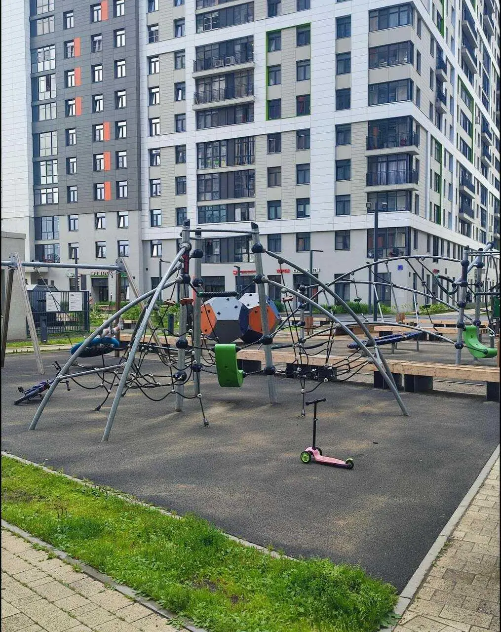 Котельники: Art Life Apartment Orange Park на Сосновой 1