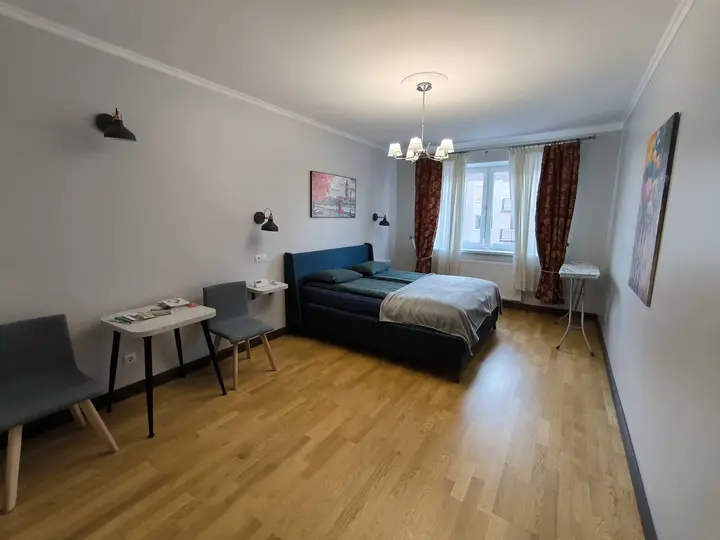Калининград: Двухкомнатная в центре