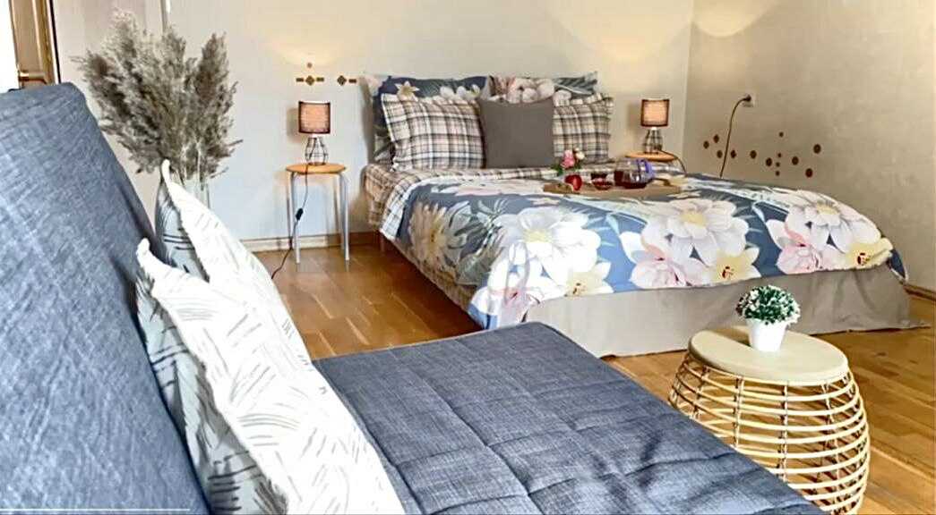 Москва: Уютные апартаменты Lora Home на Пражской