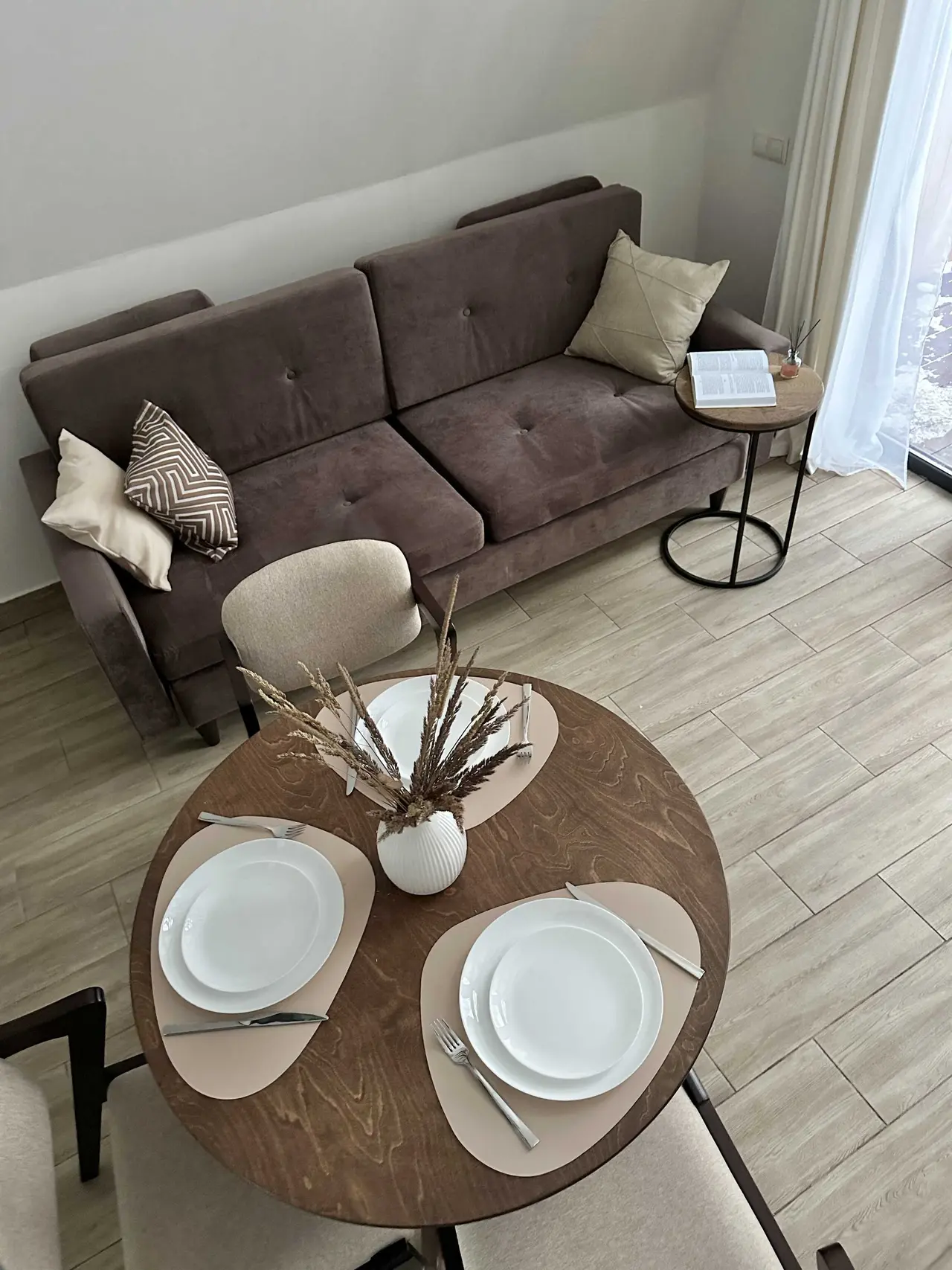 посёлок Анашкино: База отдыха URoom Афрейм 3