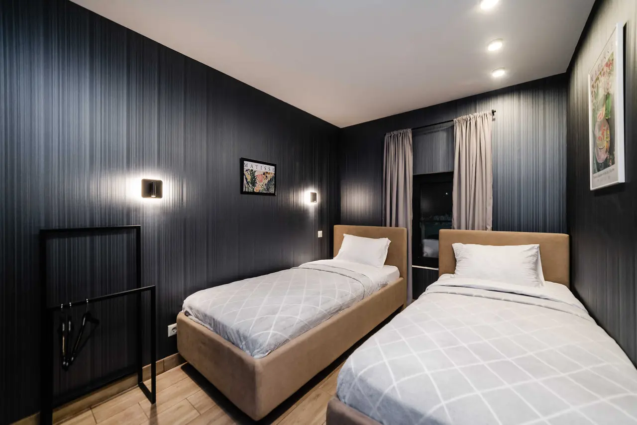 посёлок Анашкино: База отдыха URoom Барн 1