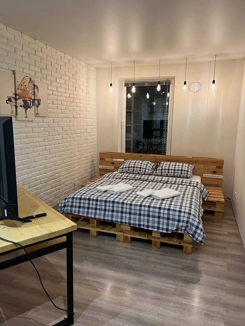 Новосибирск: Стильные апартаменты KLAS HOME Ясный Берег