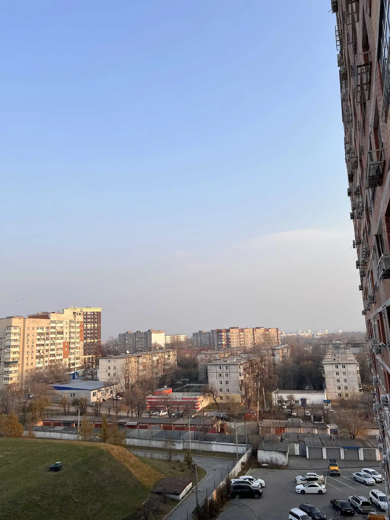 Хабаровск: Улучшенные Трехкомнатные апартаменты в центре города