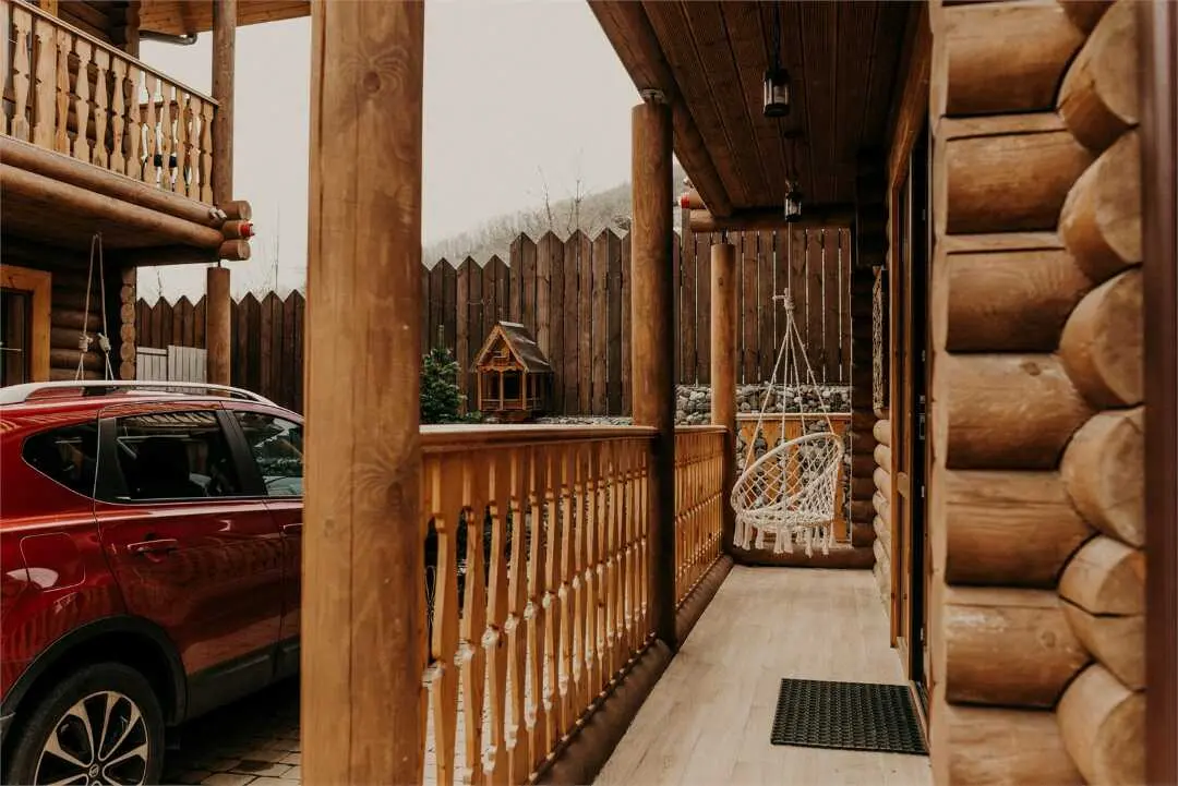 Эсто-Садок: Снегири Village