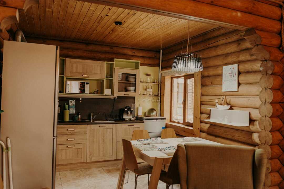 Эсто-Садок: Снегири Village