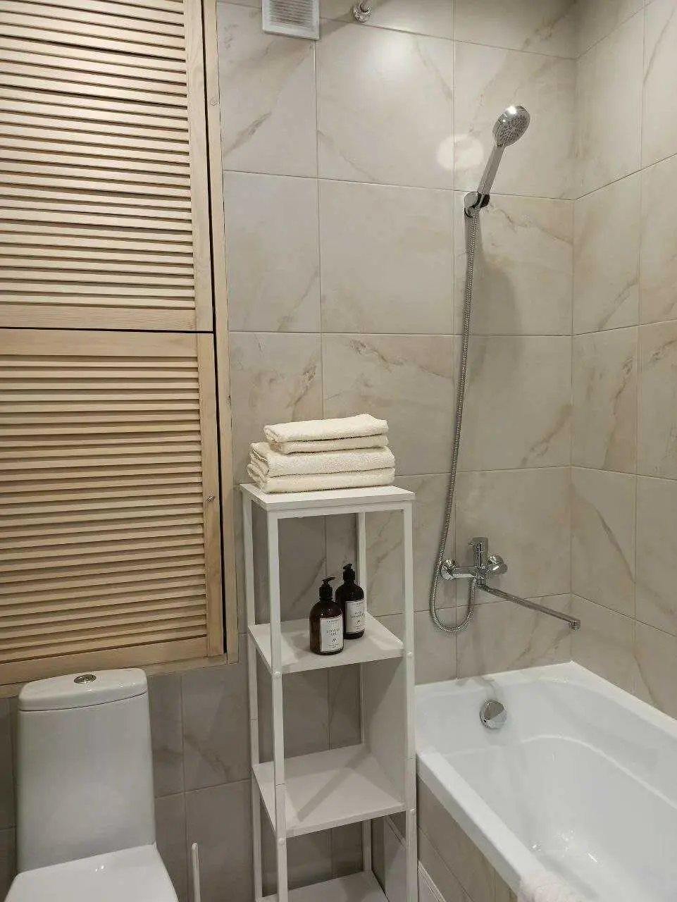 Новосибирск: Апартаменты Vetka Home у вокзала