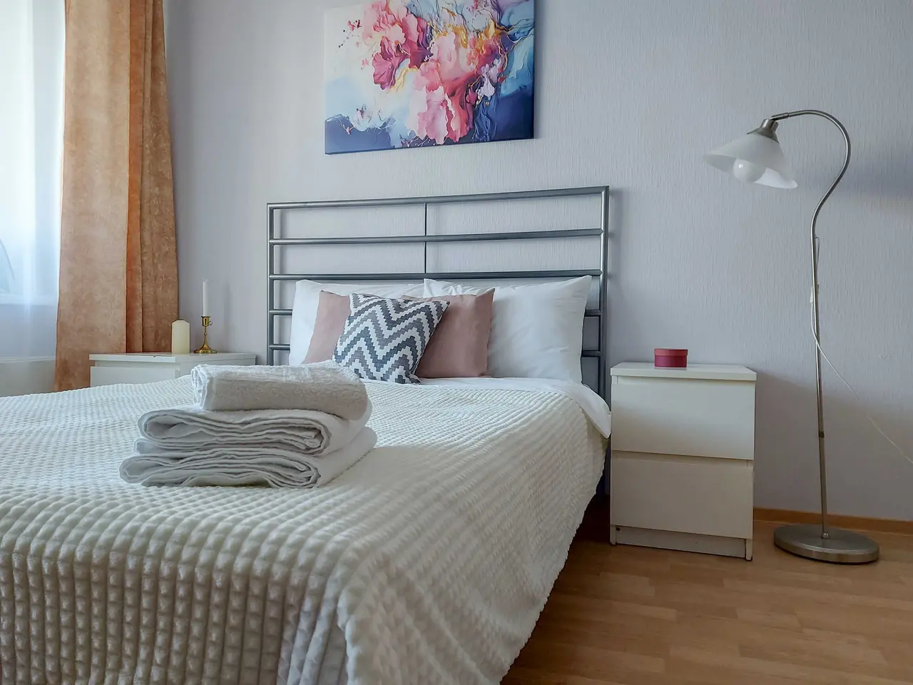 Екатеринбург: 33квартиры на Куйбышева 10