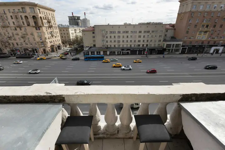 Москва: Винтажная двухкомнатная квартира на Кутузовском проспекте д.26 корп.1