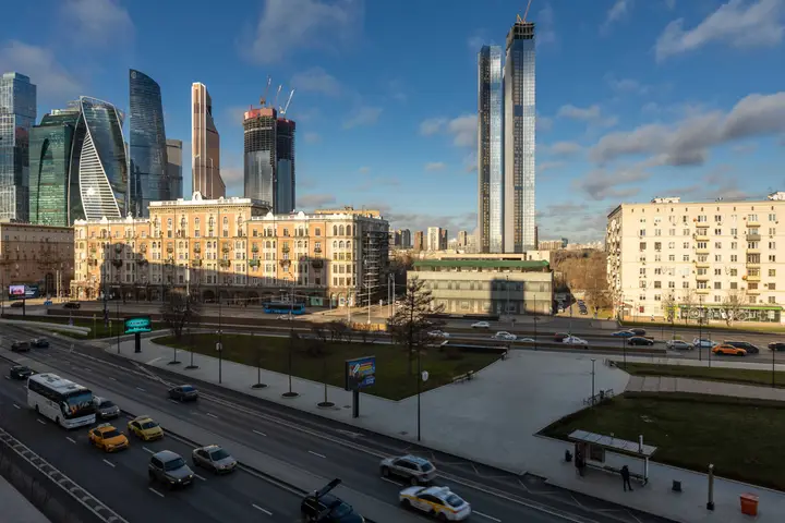 Москва: Трёхкомнатная квартира у м. Киевская