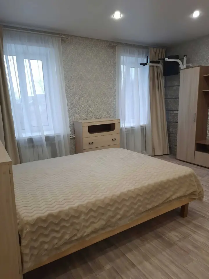 Новомосковск: Апартаменты у центральной площади
