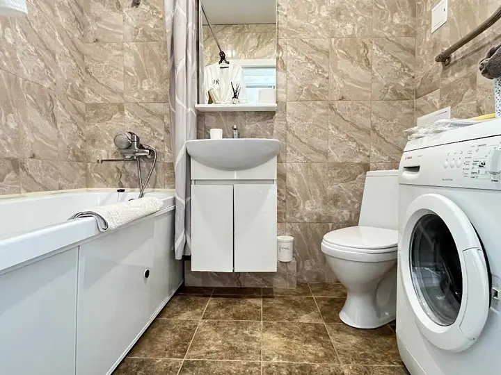 Тюмень: Апартаменты вблизи гор. источника "Волна" Romlex Apartments